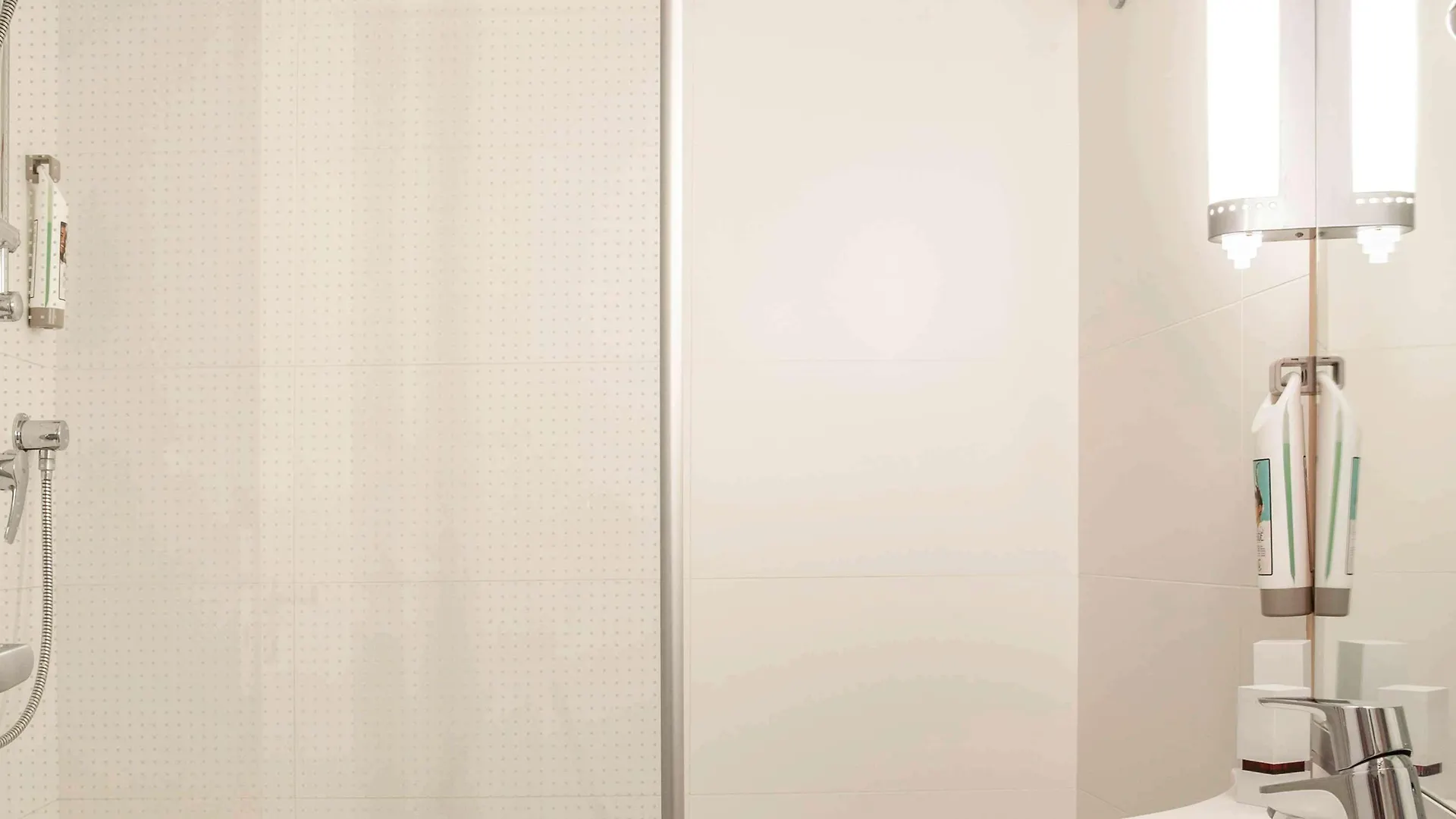 Hotel Ibis Cornella Cornellá de Llobregat