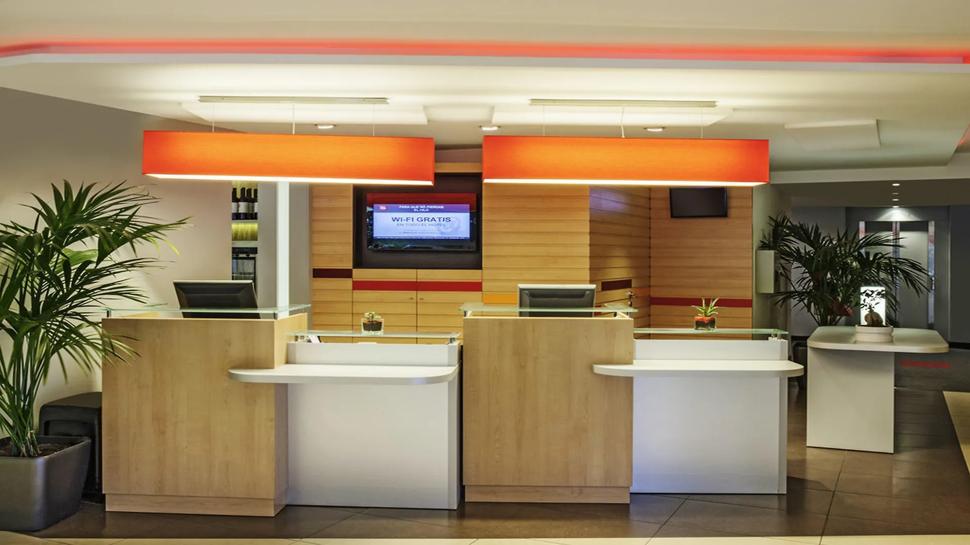 Hotel Ibis Cornella Cornellá de Llobregat