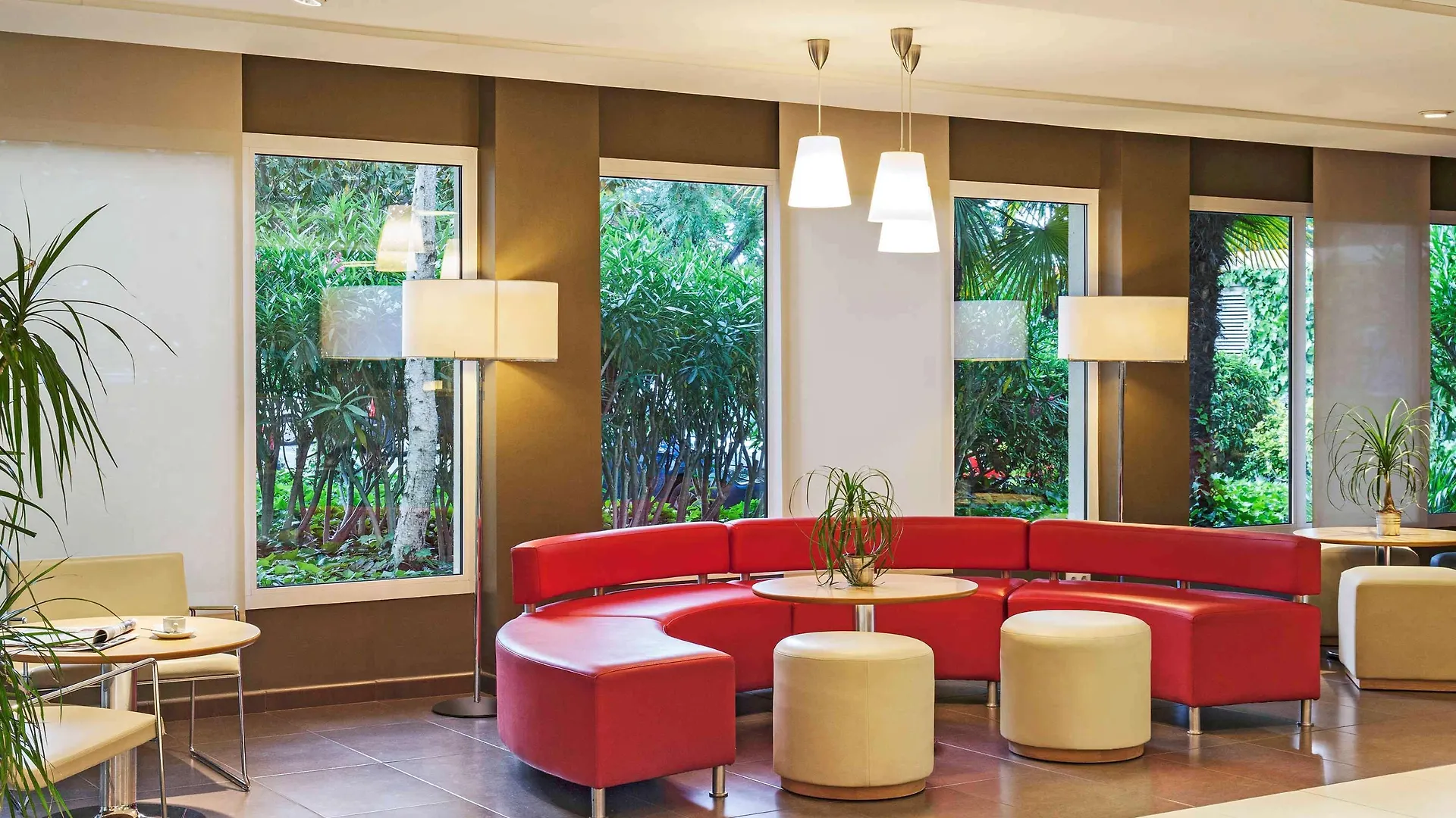 Hotel Ibis Cornella Cornellá de Llobregat