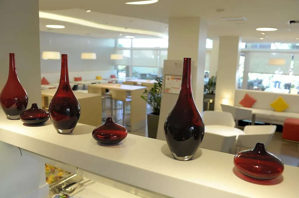 Hotel Ibis Cornella Cornellà de Llobregat Španělsko