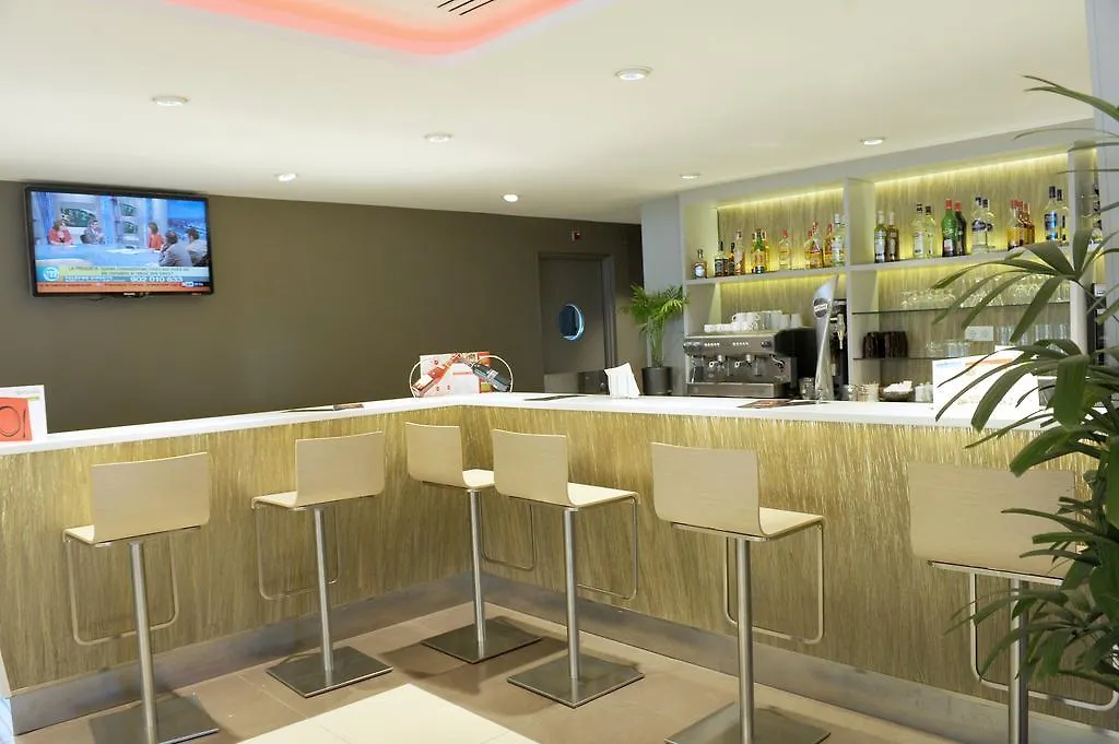 Hotel Ibis Cornella Cornellá de Llobregat