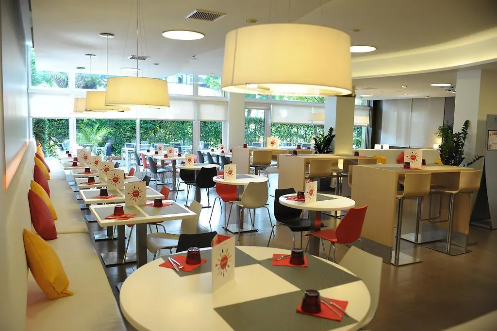 Hotel Ibis Cornella Cornellà de Llobregat