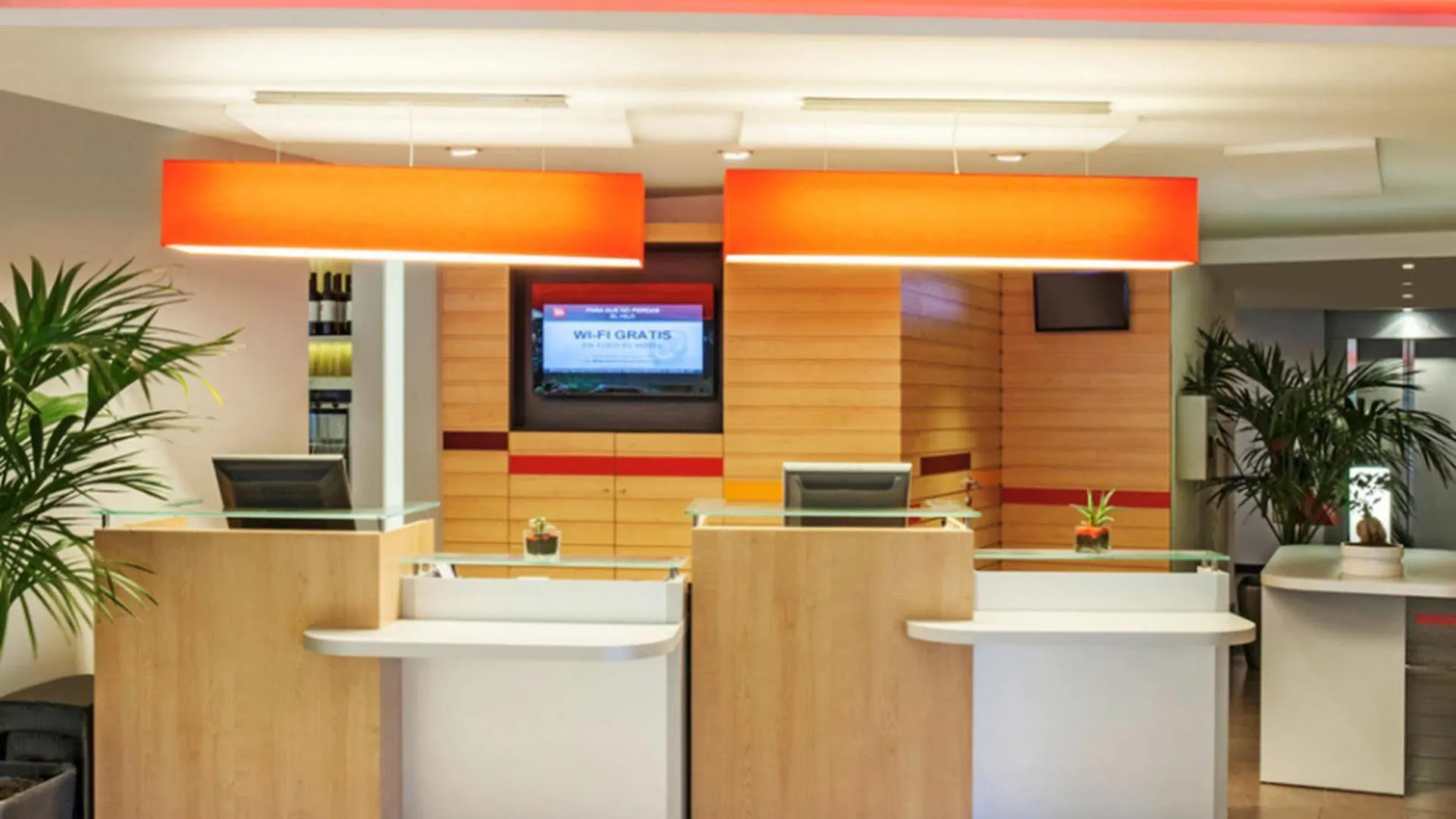 Hotel Ibis Cornella Cornellá de Llobregat